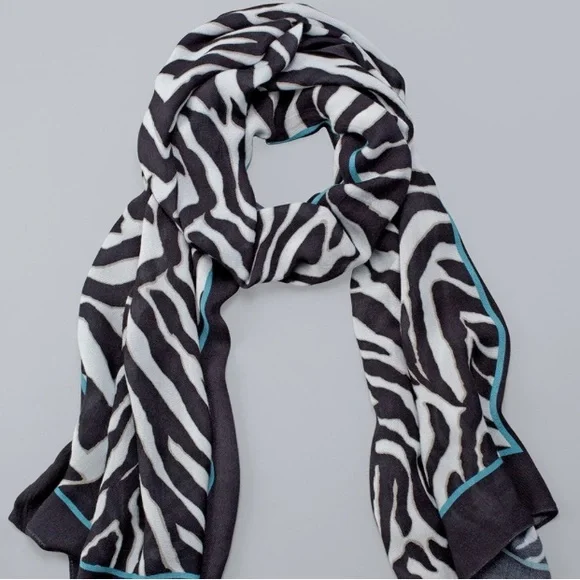WHBM Zebra-Print Oblong Scarf In Black & White - NWT - Picture 1 of 5
